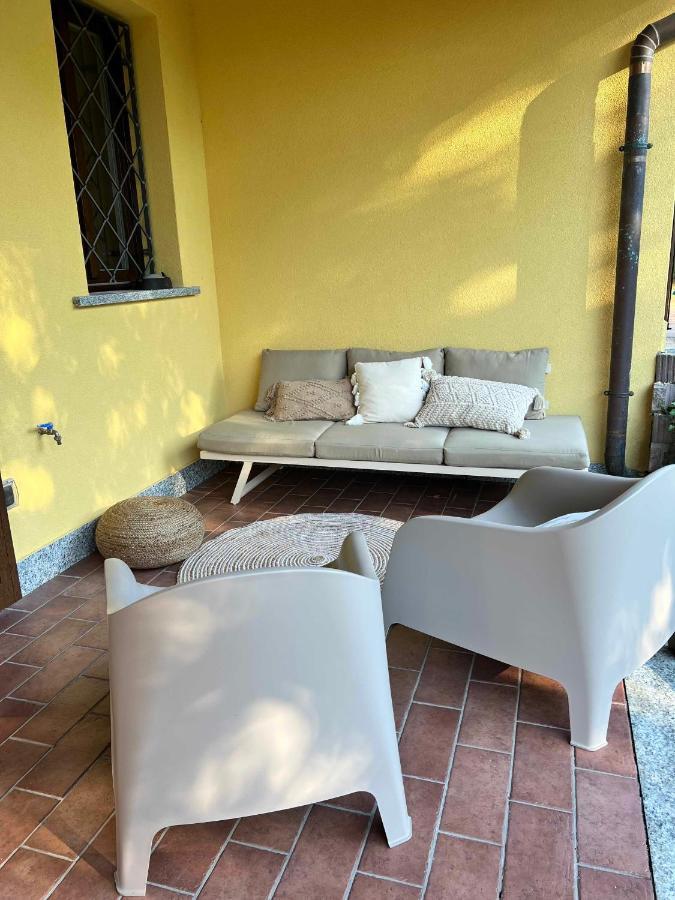 Il Canneto Lomnago Buitenkant foto